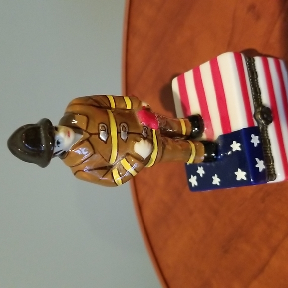 Firefighter miniature jewellery boxes - Picture 4 of 4